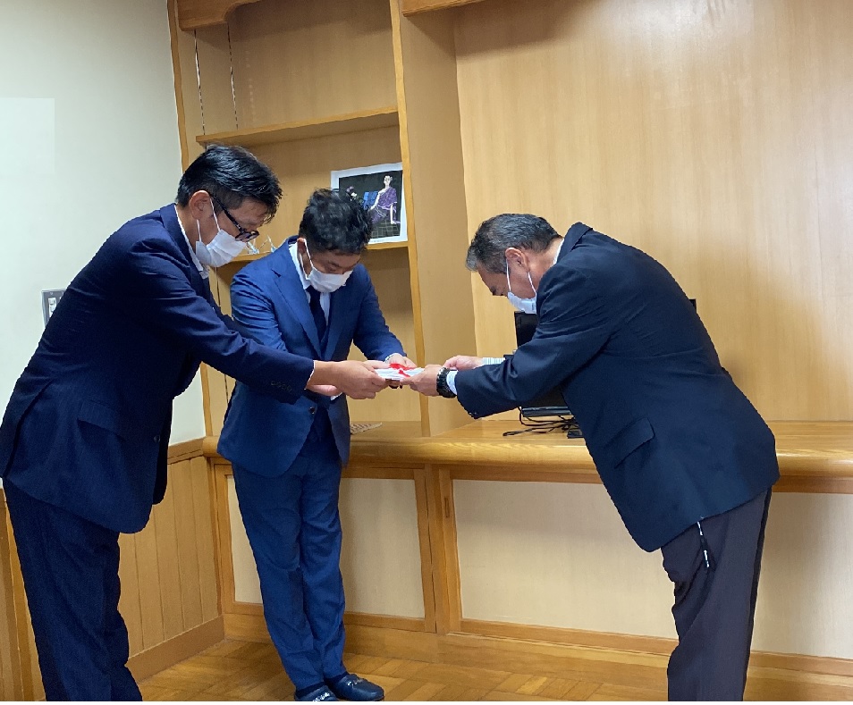ごうぎんSDGs私募債(教育機関寄贈型)贈呈式